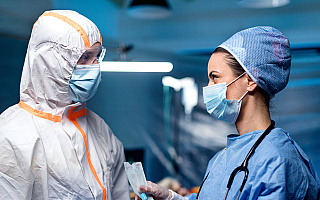 W regionie 700 medyków jest na kwarantannie lub choruje na COVID-19. „To żołnierze pierwszego frontu i musimy o nich dbać” W regionie 700 medyków jest na kwarantannie lub choruje na COVID-19. „To żołnierze pierwszego frontu i musimy o nich dbać”